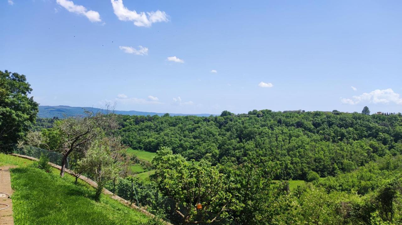 A 2 Passi Dal Lago Grotte di Castro Bagian luar foto